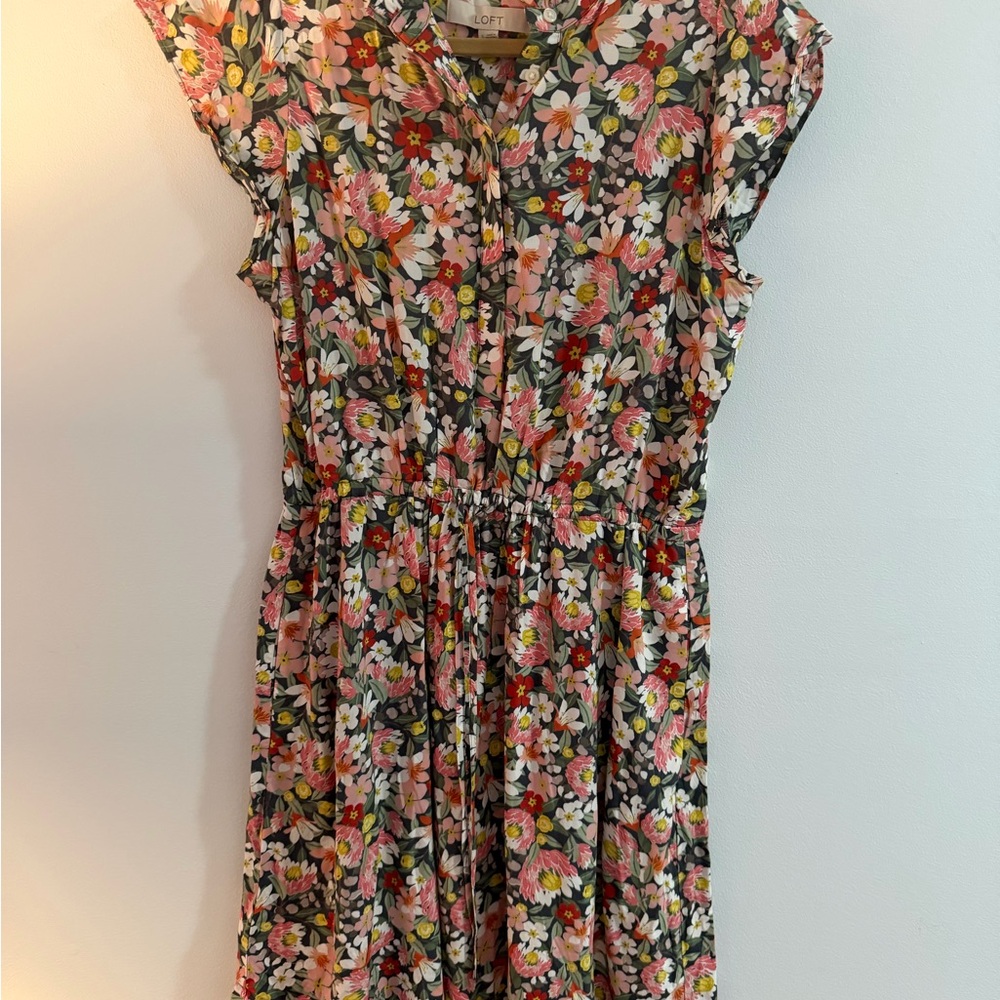 LOFT Floral Button-Front Drawstring Dress in multicolored pinks/greens